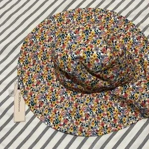 BCBG | Accessories | Bcbg Floral Wide Brim Canvas Sun Hat  display picture 1